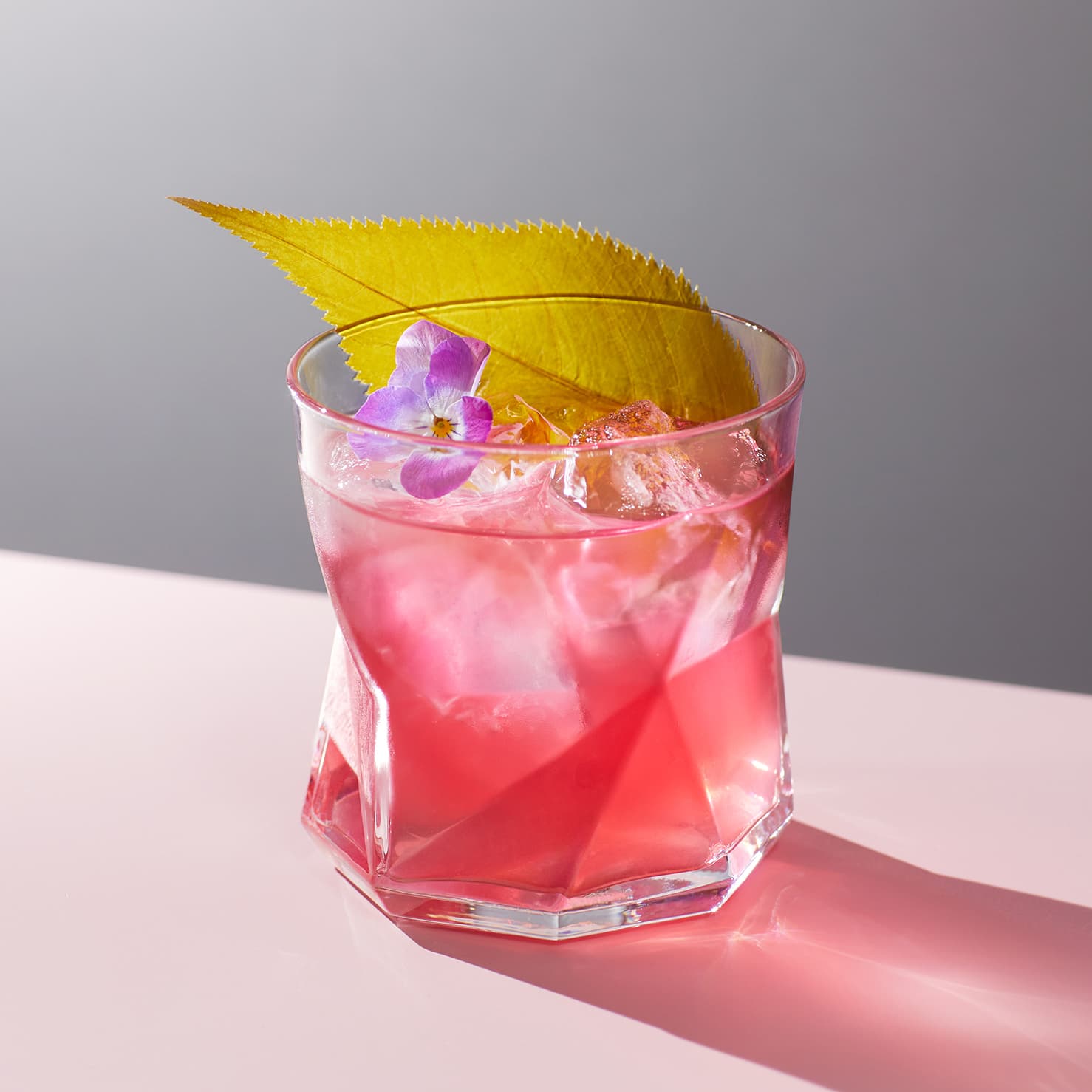 【スターバックス】ティバーナ™ スプリッツァー さくらアリュール