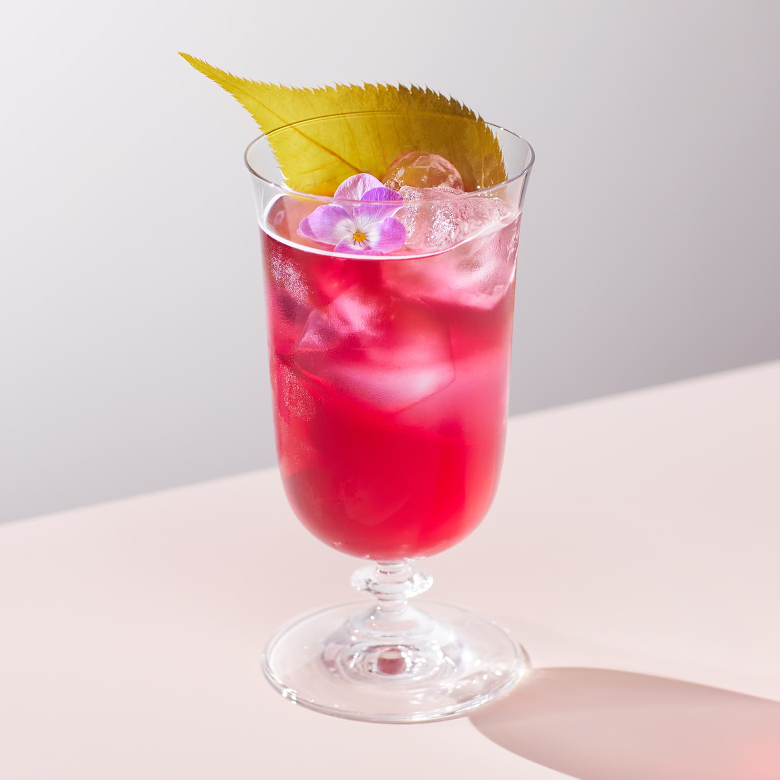 【スターバックス】さくら アリュール ティー ソーダ