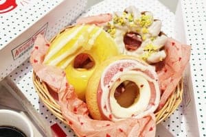 3つの食感も楽しい春色ドーナツ！クリスピー・クリーム・ドーナツ『Taste the joi of Spring』